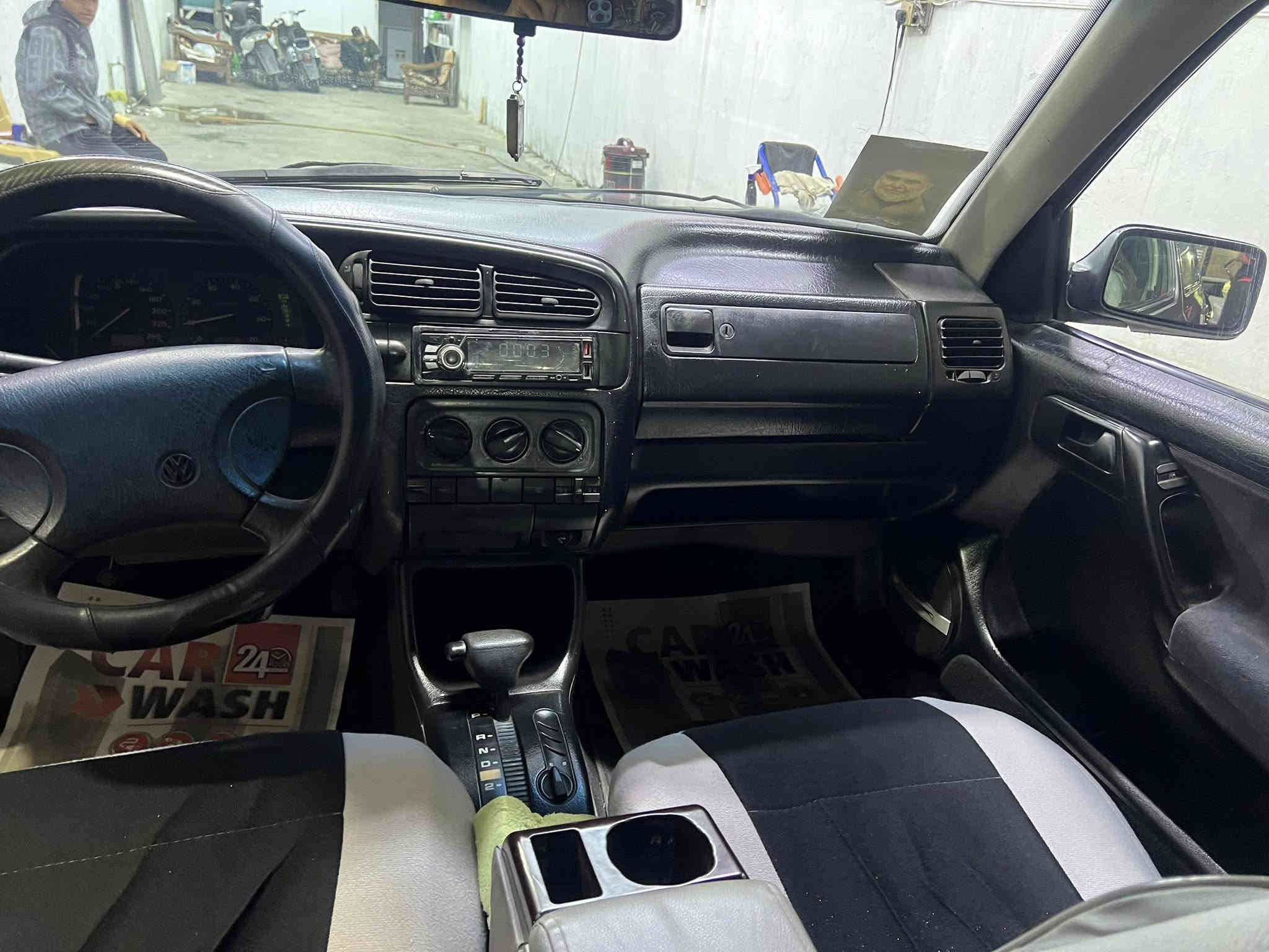 السلام وعليكم
كولف فنتو موديل 1993 رقم بغداد نكليزي ب اسمي تحويل ثاني يوم كير اوتماتيك مكينة خير من الله سيارة نشطة مكاني بغداد قرب ملعب الشعب السعر 55 بيهة مجال متواجد خاص ومتواجد اتصال ***********
