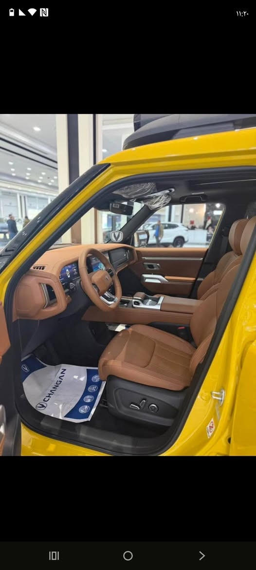 شانجان ديبال G318 REEV هي سيارة SUV كهربائية ممتدة المدى (reev) تتميز بقدرات دفع رباعي قوية بفضل نظام الدفع الرباعي الكهربائي ومولد كهربائي، وتجمع بين الأداء القوي (تصل لـ 316 كيلوواط) ومزايا الأوف-رود (خلوص أرضي مرتفع، قدرة خوض عميقة)، مع نظام تعليق ذكي (هواء و CDC)، وقدرات تفريغ كهربائية، ومقصورة مجهزة بالكامل، وتتوفر بميزات مثل القفل التفاضلي وأنظمة مساعدة السائق
+2
ميزات إضافية
قدرة سحب تصل إلى 1600 كجم
خيارات لملحقات خارجية (، كشافات إضافية).

للأستفسار اكثر زياره موقعنا الكائن 
بغداد سريع الدوره مجاور محطه وقود شواطى دجله 
مستشارة المبيعات 
*********** 📞📱
