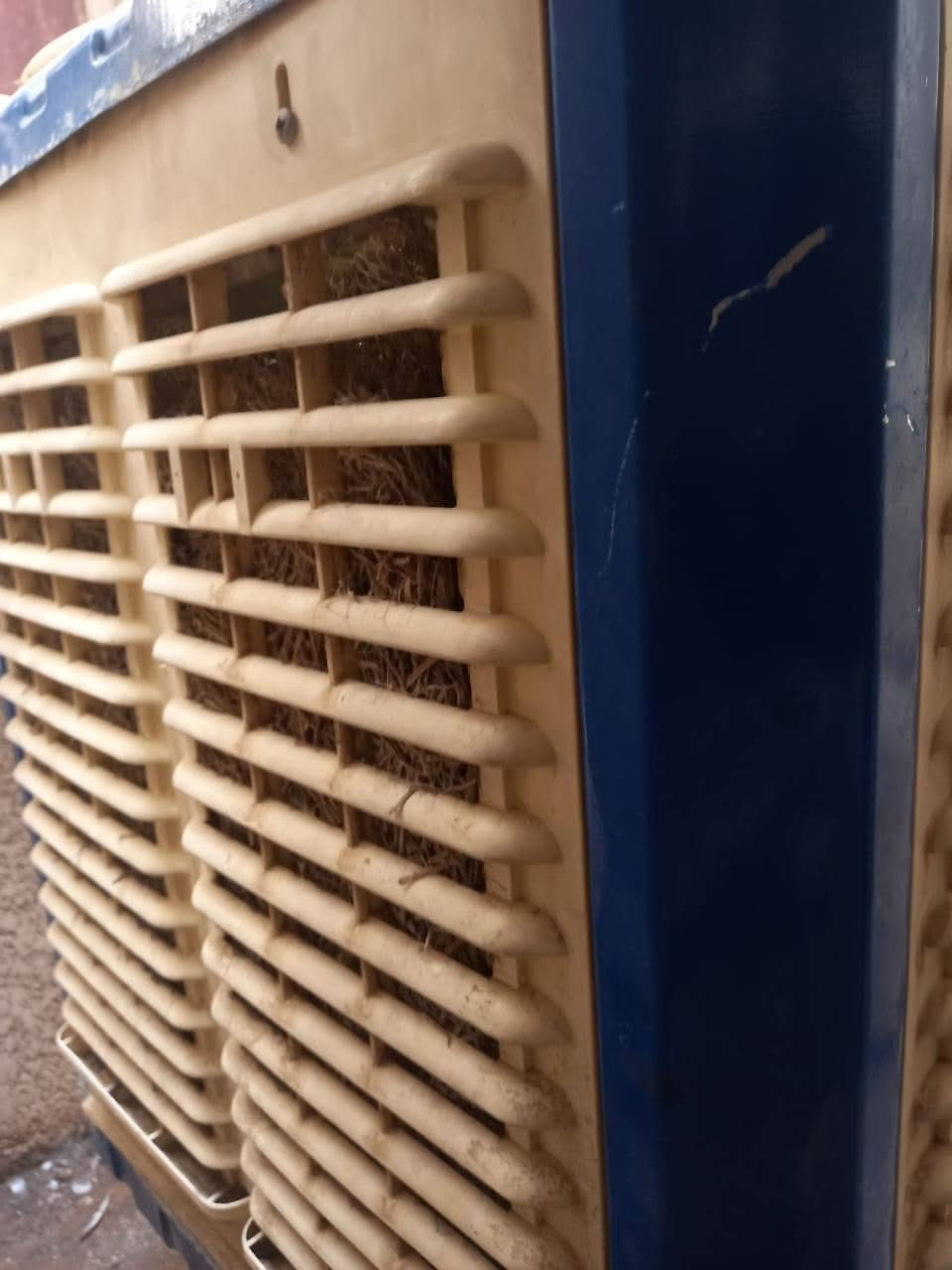 مبردة نظيفة للبيع ب١٠٠وبيها مجال
مبردة فقط كشر ب٥٠ و بيهما مجال

مكيف نضافة فول ما مصلح ابد ب٤٥٠ للاستفسار الاتصال على الرقم***********
