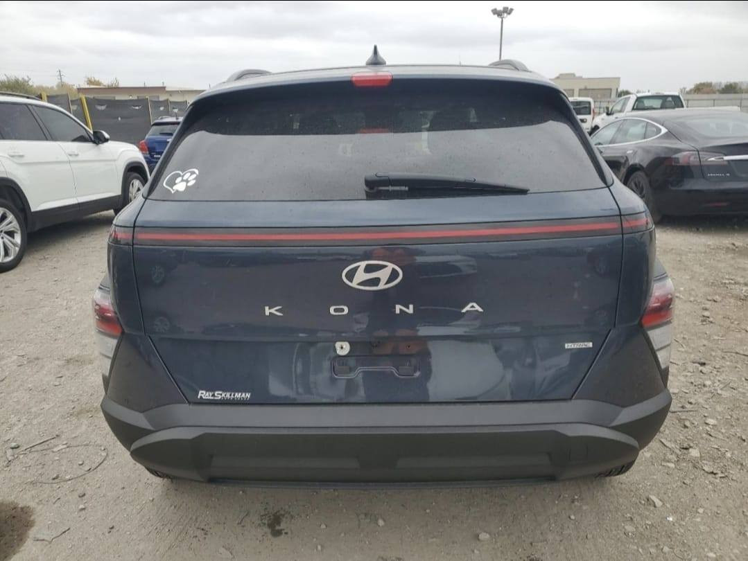 🚨 تنويه مهم
هذه السيارة معروضة بالمزاد الأمريكي 🇺🇸
والمزايدة والشراء تتم عن طريق مزاد دبي لمزاد السيارات الامريكي 🇮🇶
───────────────
📅 تاريخ المزاد: 
لازال غير محدد
💰 السعر: يتحدد في المزاد 
2024 HYUNDAI KONA SEL

🛠️ المحرك 2.0L/4
الممشى: 9,593 mi
الضرر :أمامي
───────────────
📍 نظام تتبع مباشر: تشوف سيارتك لحظة بلحظة
🚛 تخليص كامل عن طريق الشركة بضمان.   
ملاحظه جدآ مهمه شركتنا وفرت إلى زبائنا الكرام أن يكون دفع المبلغ بشكل دفعات لحين وصول السياره الى ميناء ام قصر 
───────────────
📞 للتواصل:
📲***********
📱 ***********
📍 موقع البصره تقاطع المشراك مقابل مستشفى المواساة
