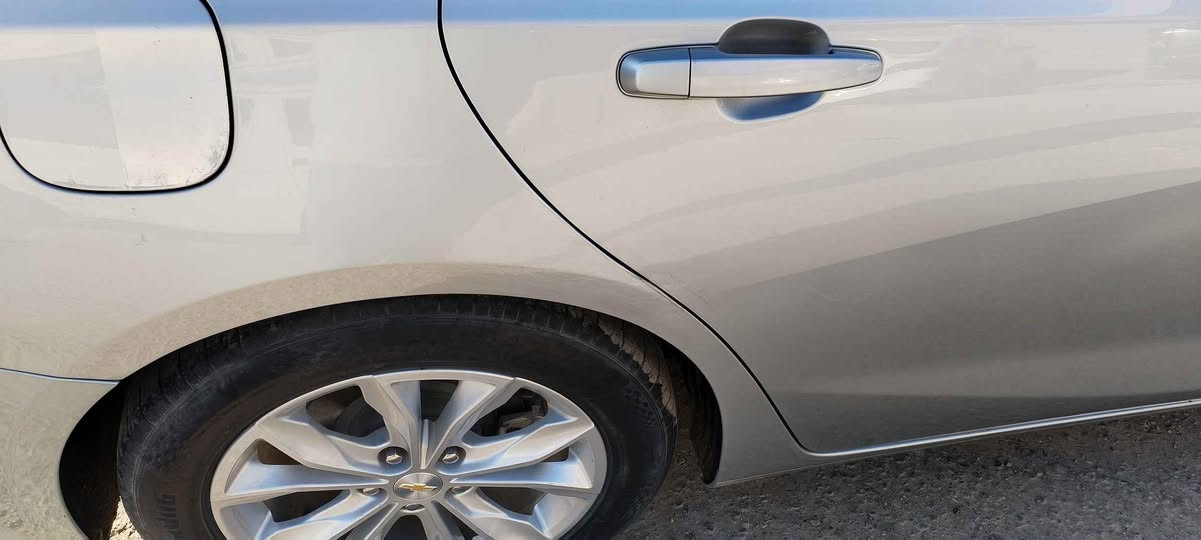 ماليبو ٢٠٢٢ دخول ٢٠٢٣
محرك ١٥٠٠ تيربو رقم بغداد معوقين تصير حرة ٢٠٢٨ ماشية ٤٠ ميل (٦٥ الف كيلومتر) ضربته بأمريكا بالحدادية من جهه اليمين وبالعراق انضربت قليل وخفيف بين الباب والجاملغ الخلفي الأيمن ومعدل عالبارد موضوح بالصور
محرك مفتوح فقط الكور بسبب الخبط وجان سبب الخبط (براد دهن) و رجع طبك الكور على حاله بدون اي عمل التواصل على الماسنجر متواجد
مكاني بغداد منطقة البنوك بغداد, العراق


**إذا كنت صاحب هذا الإعلان وتريد حذفه لأي سبب، رجاءا أرسل رسالة إلى الدعم الفني**