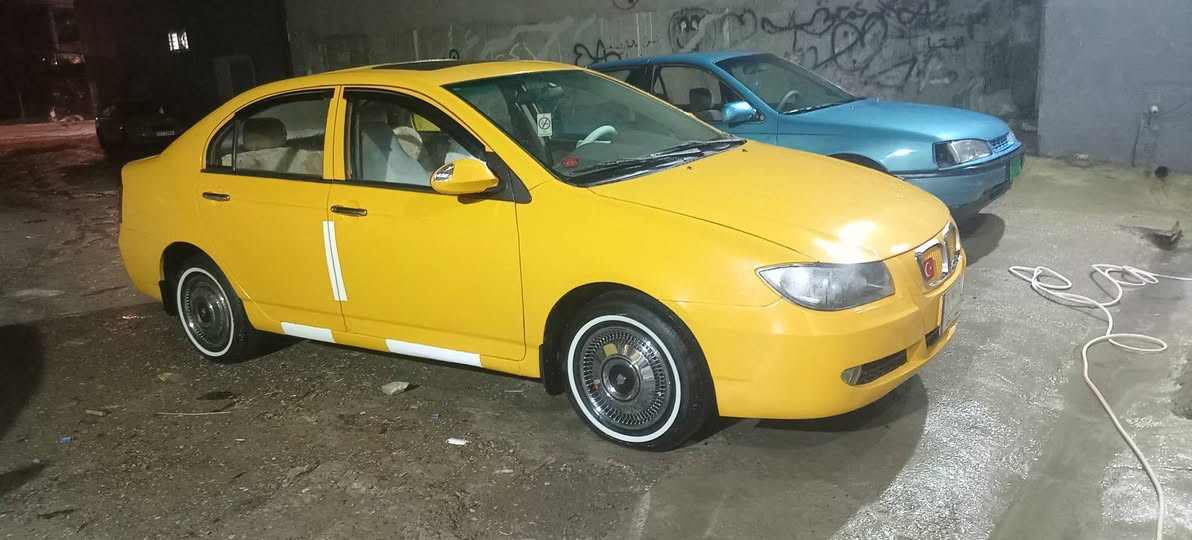 ليفان ٦٢٠ موديل ٢٠١٣ شرعي بالموصل كابون بنزين بيها مكينه وكير شرط طخم وره وكدام جديد هيه وغرامات صفر مصبوغ عام جملي مبدل بوند وجاملغ سعر ٤٣ وبيها مجال *********** سنوي ٢٩ رقم وسط
