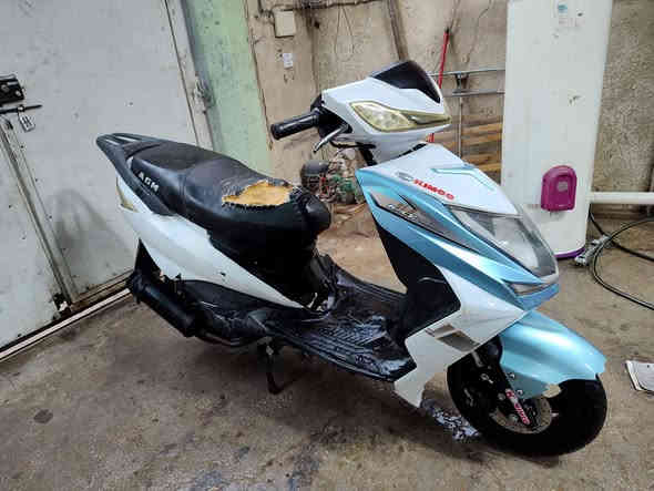 السلام عليكم دراجه سكنس صيني شغاله بس لازم اخنكه يلا تشتغل ابيعه علا هاذا وضعه كوم حديد كهربياته شغاله سلف هندر السعر 125 بيه مجال بصيط مكاني بابل رقمي ***********
