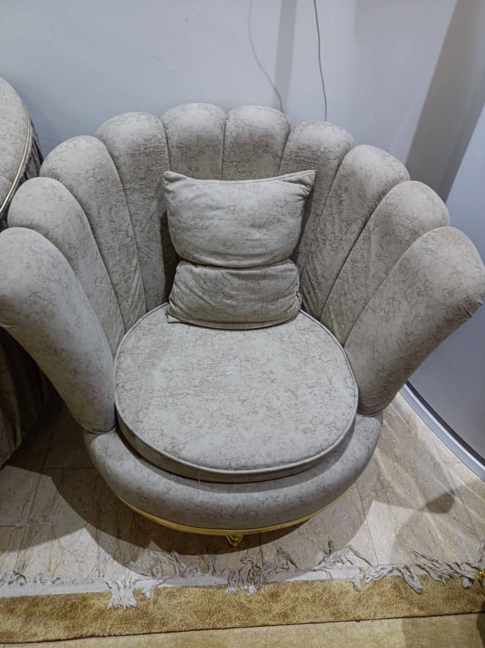 يوجد تخم ١٠ مقاعد مستعمل لكن نظيف جدا وبسعر٣٥٠ الف دينار وبي مجال العنوان بابل مركز الحلة حي الضباط


**إذا كنت صاحب هذا الإعلان وتريد حذفه لأي سبب، رجاءا أرسل رسالة إلى الدعم الفني**