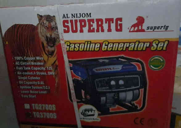 كل الاحجام المولدات موجودة عندي 
من 250 الف لل 900 الف
من 2 ونص كي ڤي لل 8 كي ڤي
شرط كل المولدات نحاس 100‎%‎
استرة تايگر 
سوبر تايگر  سينكو جاينج دونگ
سلف و حبل وً عربانه و ريمونت و اكو بدون سلف فقط حبل
العنوان العزيزية معرض ضياء 
***********
***********
