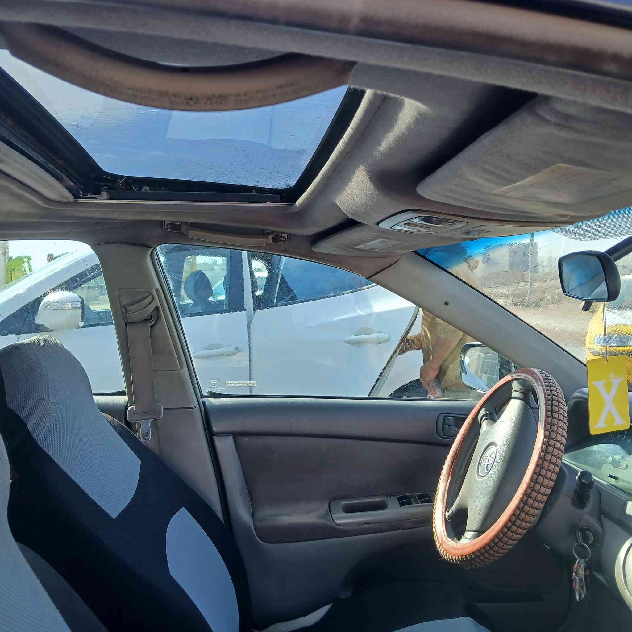 كامري ٢٠٠٤صبغ حزام جماليه محرك ٢٤٠٠ مراوس فقط فوال ألسياره ماناقصها برغي ***********
