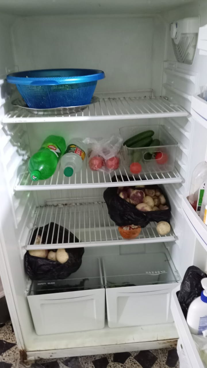 ثلاجه فستل ١٨ قدم للبيع السعر ٢٠٠ مكان الغزالية


**إذا كنت صاحب هذا الإعلان وتريد حذفه لأي سبب، رجاءا أرسل رسالة إلى الدعم الفني**