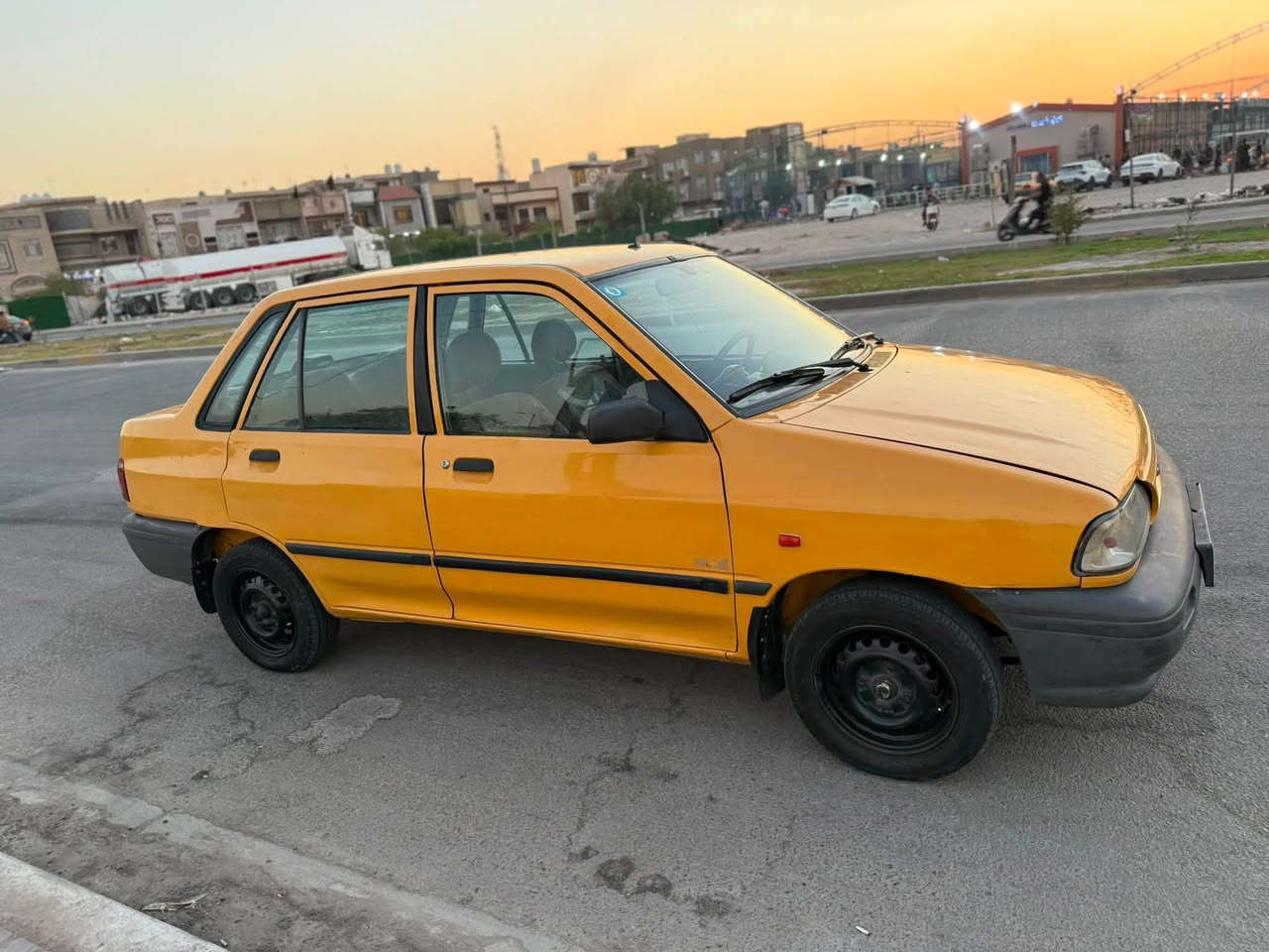 السلام عليكم 
سايبا ٢٠٠٨ سيارة جديدة بلادية 
مكينة كيرتبريد ثلج صدر خير من الله 
سيارة ب اسمي هزة رقم جديد رقم أنكليزي 
هيئة غرامات كلها مصفرة العنوان بغداد الحبيبية 
السعر ٢١$ وبيها مجال حك الجية 
للأستفسار***********
