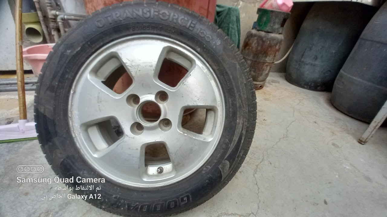 تخم تاير جديد ما ماشي مع الويل كب دايو لانوس للبيع السعر 170الف 
***********
