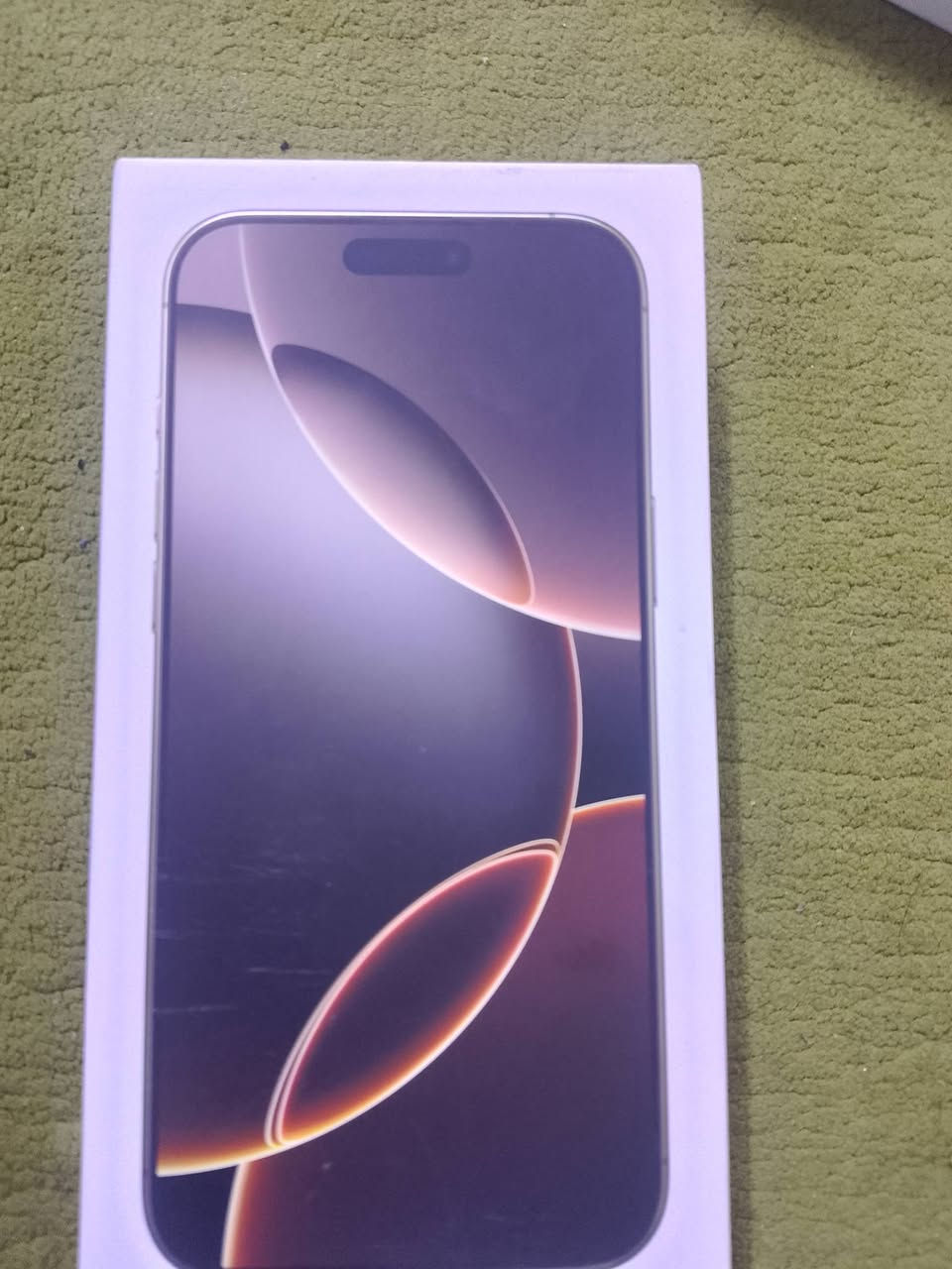 السلام عليكم ايفون 
 16 برو ماكس ذ 256 
الجهاز اصلي اصلي  بعده بالباكيت 
لكن مجدد يعني باب ثاني  يعني مفتوح 
ومستخدم قليل جدٱ 
  السعر واتساب   *********** 
او خاص 
مكاني بغداد قرب ساحه اللقاء  ..
