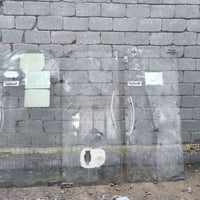 باب واحد عرض متر  وثنين 90  انضاف كلش للاستفسار 07814331094