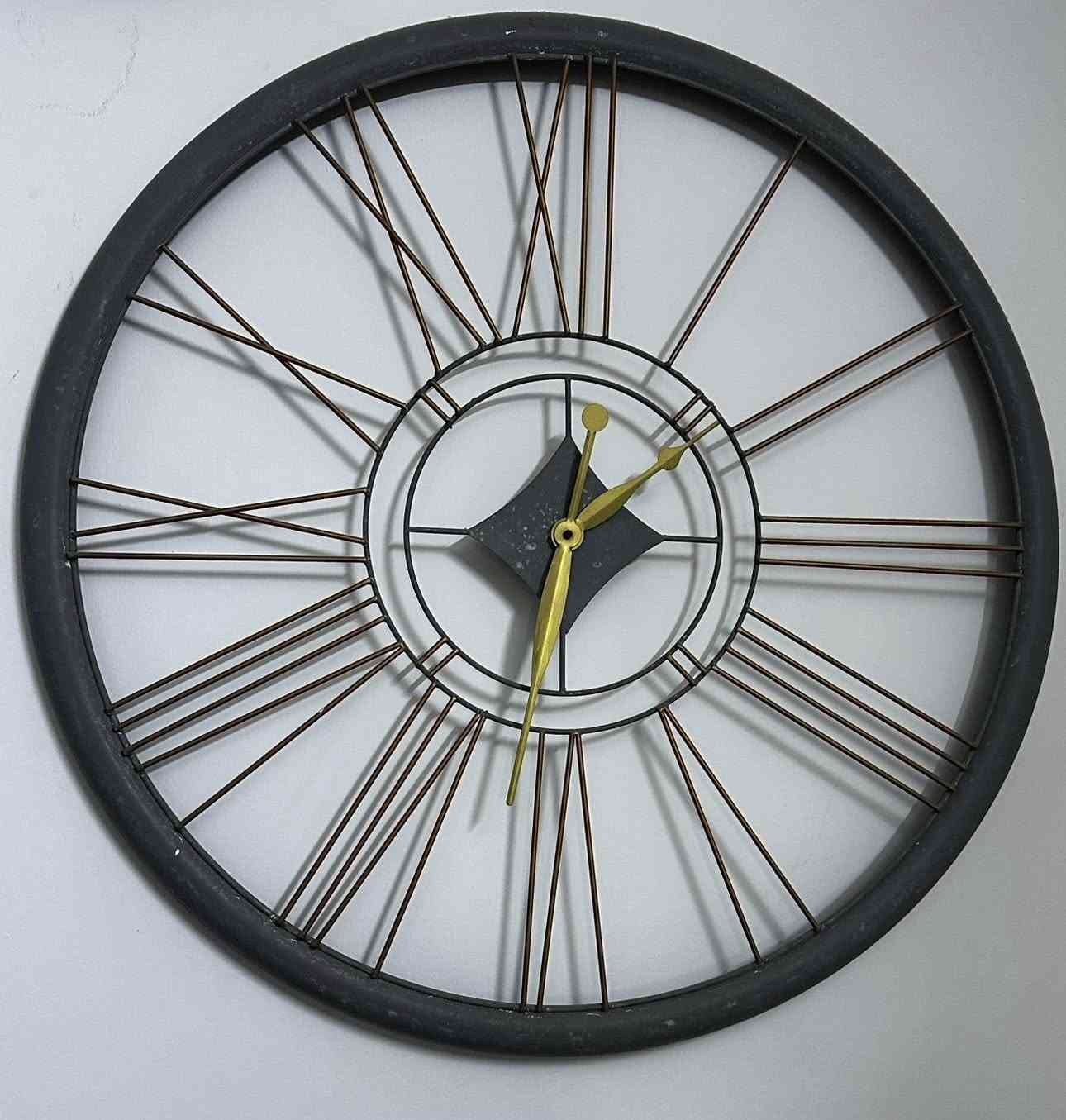 غراض تصفية بيت
غرفة نوم تركية خشبها سويدي لونها صاجي ماخذهة من شركة ايدول غرفة فاخرة خشبها ثقيل جداً وجديدة كلش مابيهة اي ملاحظة ميز تواليت انارتة ليد السعر مليون وربع 
شاشة نوع كوسونيك حجم 42 بدون ريمونت ب 75  بالف قفل بدون عملة  
بوفية تلفزون خشب تركي نظيفة كلش مابيهة اي ملاحظة العرض 180 سنتم الطول 180 ترهملهة شاشة حجم 50 
السعر 250 بيهة مجال بسيط كلش 
ساعة جدارية فيكة السعر 50 الف قفل 
التخم الاحمر تركي نظيف كلش سعرة 250 الف قفل 
التخم النيلي تركي خب ثقيل وتخم تكمة مشتري ب 42 ورقة من العالمية سعرة 350  الف بي مجال بسيط 
مطبخ تركي ب 300  الف بي مجال بسيط  
ميز طعام تركي 6 مقاعد يتكبر ب 100 الف قفل  بدون عملة 
ملاحظة اني مو ابو محل وماعندي توصيل اغلب المسجات تجيني عندك توصيل تجي وتجيب نجار وعمال وياك 
 

مكاني حي الاعلام ***********
