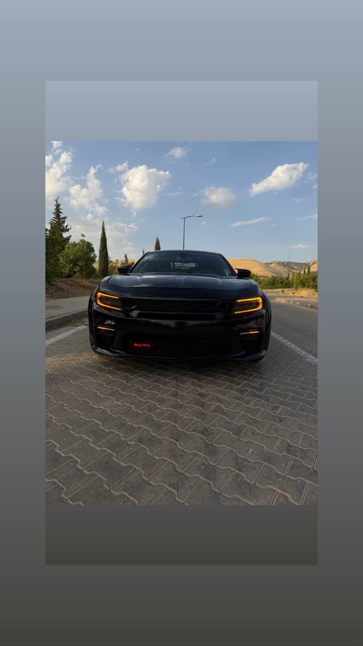 سلاو ريز دوج چارجه ر ٢٠١٧
دوبه ي ساخ ساخ 
پيشو بشت كه بس 
وايبودي بوبه سراوه شكلي كراوه ته هيلكات 
٢٥٠ مه سره بي تيا نيه 
مواسه فات به س سلايت نيه 
تابليت جوانو باكه مالي خومه و مه سره فم تيا كردوه   زور توندو توله  سه ياره كه كامل بوياخه له سه ر ساخي مالي مه ده ني به شه رت كودي بو كراوه له هيجي كه م نيه ٩٧ معامه له زور به جواني ماوه ته وه تاكايه موشته ري نيت سه ري هيج لايك با نه ئيشينين  
*********** واتسپ السليمانية, العراق
