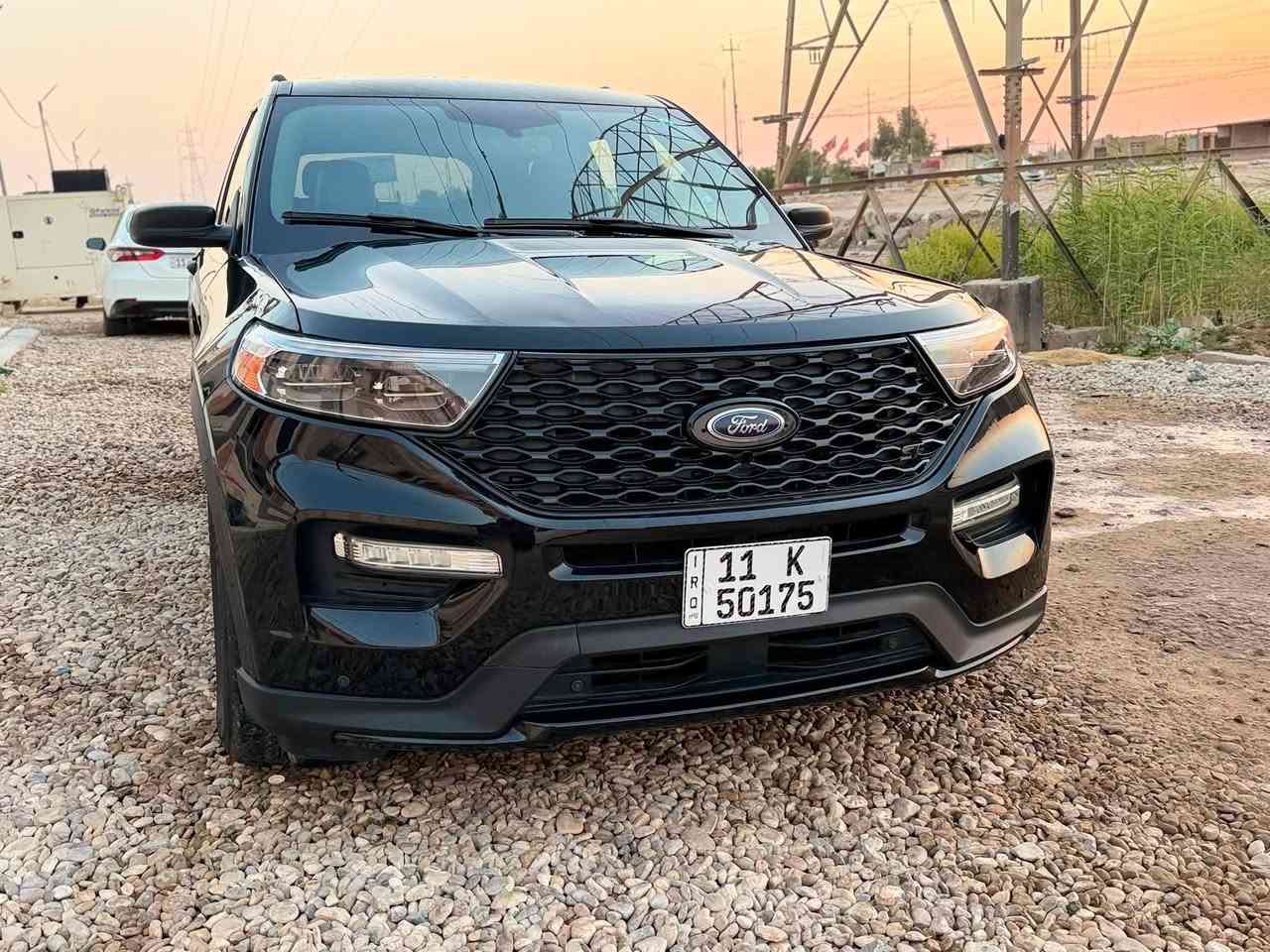 السلام عليكم.
للبيع فورد اكسبلور 2023 بوليسي  هايبرد  يعني كهرباء بانزين محرك 3300    V6

صبغ بنيد فقط 

رقم بغداد بأسمي 

السعر 165 

مكان السياره الديوانيه 

للاتصال***********
