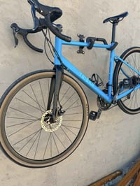 ماشاءالله 💙 للبيع كرافل بايك  ماركة TRlBAN صناعه فرنسية   باسكل المنيو...