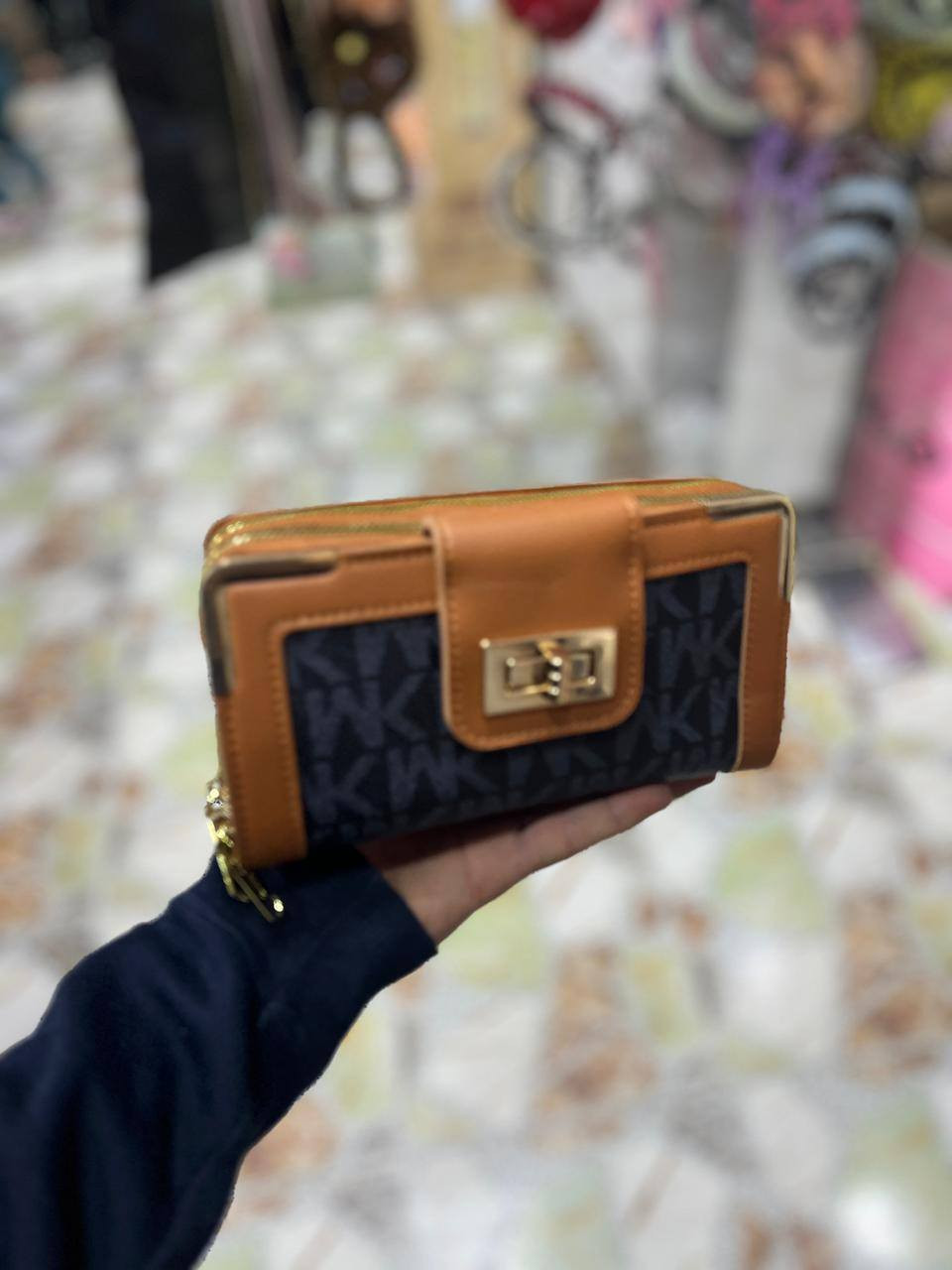 عروض نااررر. العنوان الرمادي حي الملعب سوق سلاله كوزمتك هنودي


**إذا كنت صاحب هذا الإعلان وتريد حذفه لأي سبب، رجاءا أرسل رسالة إلى الدعم الفني**