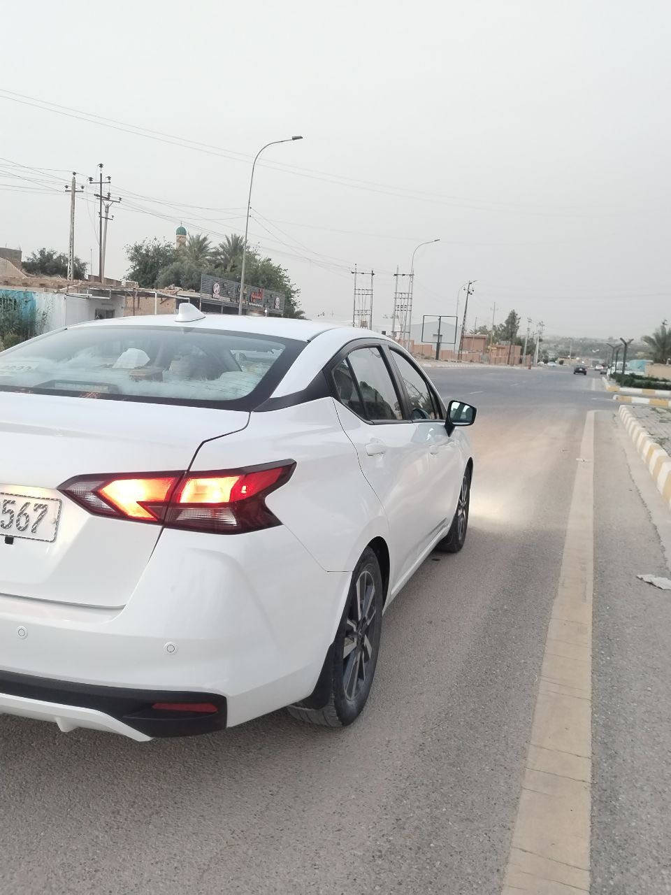 نيسان فيرسا موديل 2023 رقم انبار بيه جاملغ امامي ايمن فقط فول فول مواصفات
مكينه 1600 دبل نوزل
السياره ماشيه 41 الف ميل
مواصفات
بصمه تشغيل
رادارات امامي -خلفي -جانبي
شحن لاسلكي
توقف ذاتي
مانع انزلاق
تحديد مسار
كامره دواره
فول تحكم استيرن
ويل كب
شاشه كار بلي

السعر 135 وبيه مجال بسيط 
رقمي ***********

