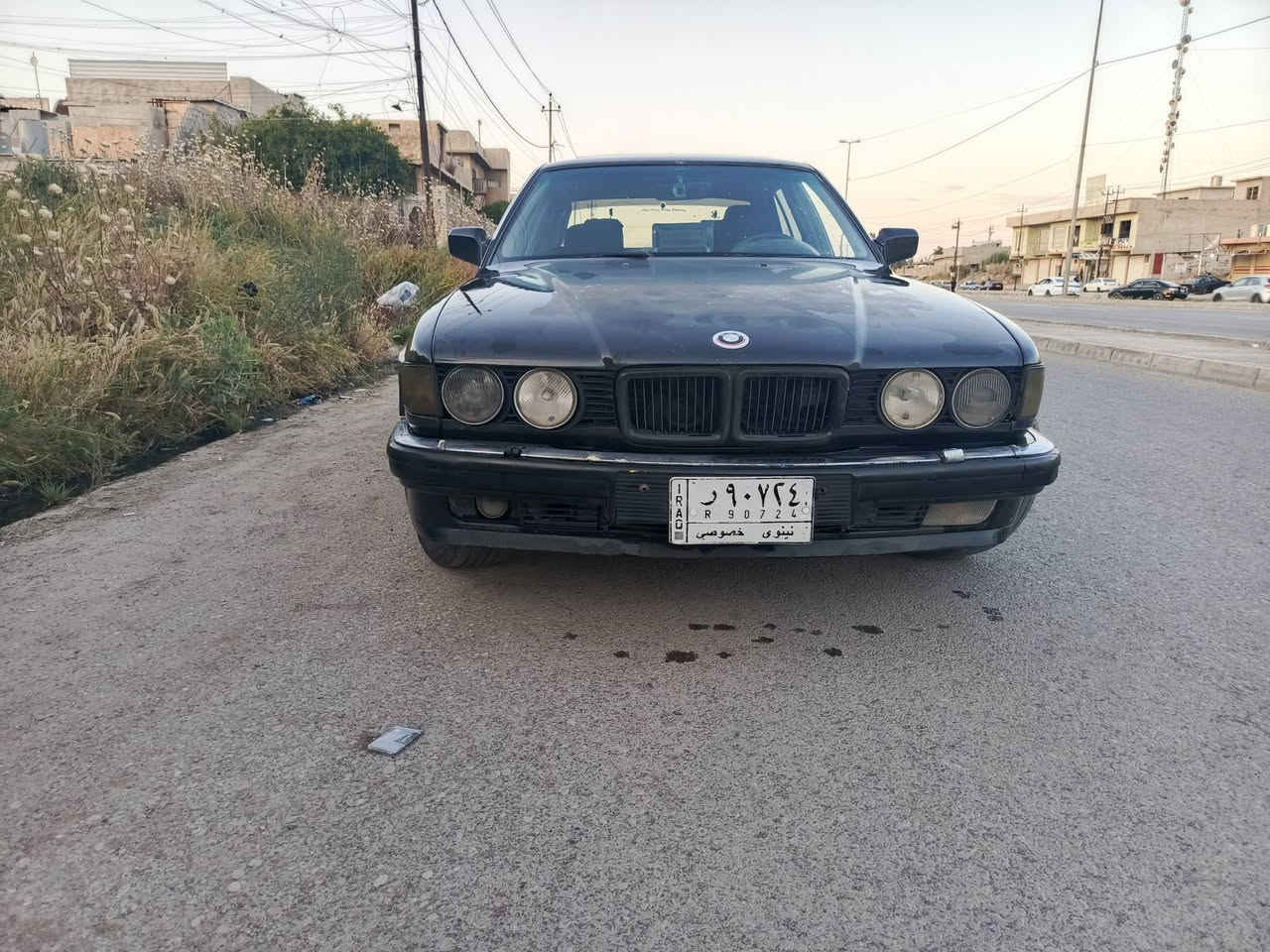 للبيع BMW حجم 700 كير محرك شرط
مصبوغه عام موديل 91 كير توماتيك 
رقم نينوى ألماني شرط التحويل كابون بانزين بيها 
السعر 45 وبيها مجال للاتصال ***********
