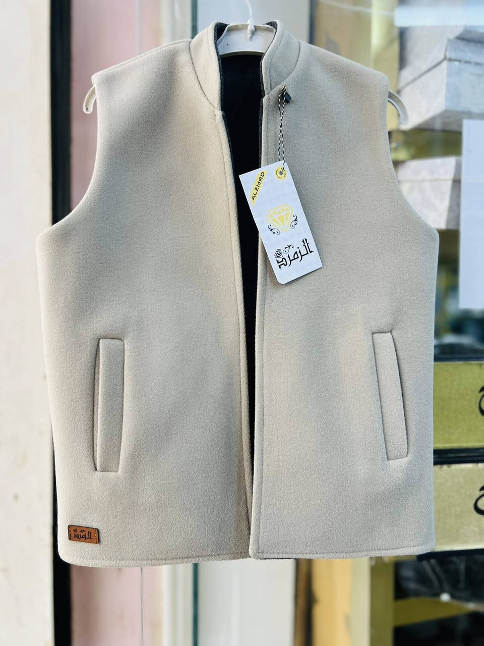 محلات الثروي تخفيضات الدشداشه بـ10
أناقتك تبدأ هنا" 

تشكيلات عصرية بخصومات خاصة!” 

تنزيل اليوم دشاديش رجالي باله كويتي درجة أولى 

تنزيل
باله ولادي
 
تنزيل 
شماغ احمر
شماغ ابيض
غتره
شماغ عماني
كل ما تحتاجه موجود حياكم الله 

العنون
بيجي الشارع العام عماره الكروبي ( وطبان )

***********
