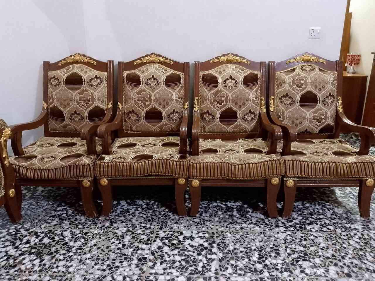 تخم للبيع سعر 200عنوان المسيب ***********
