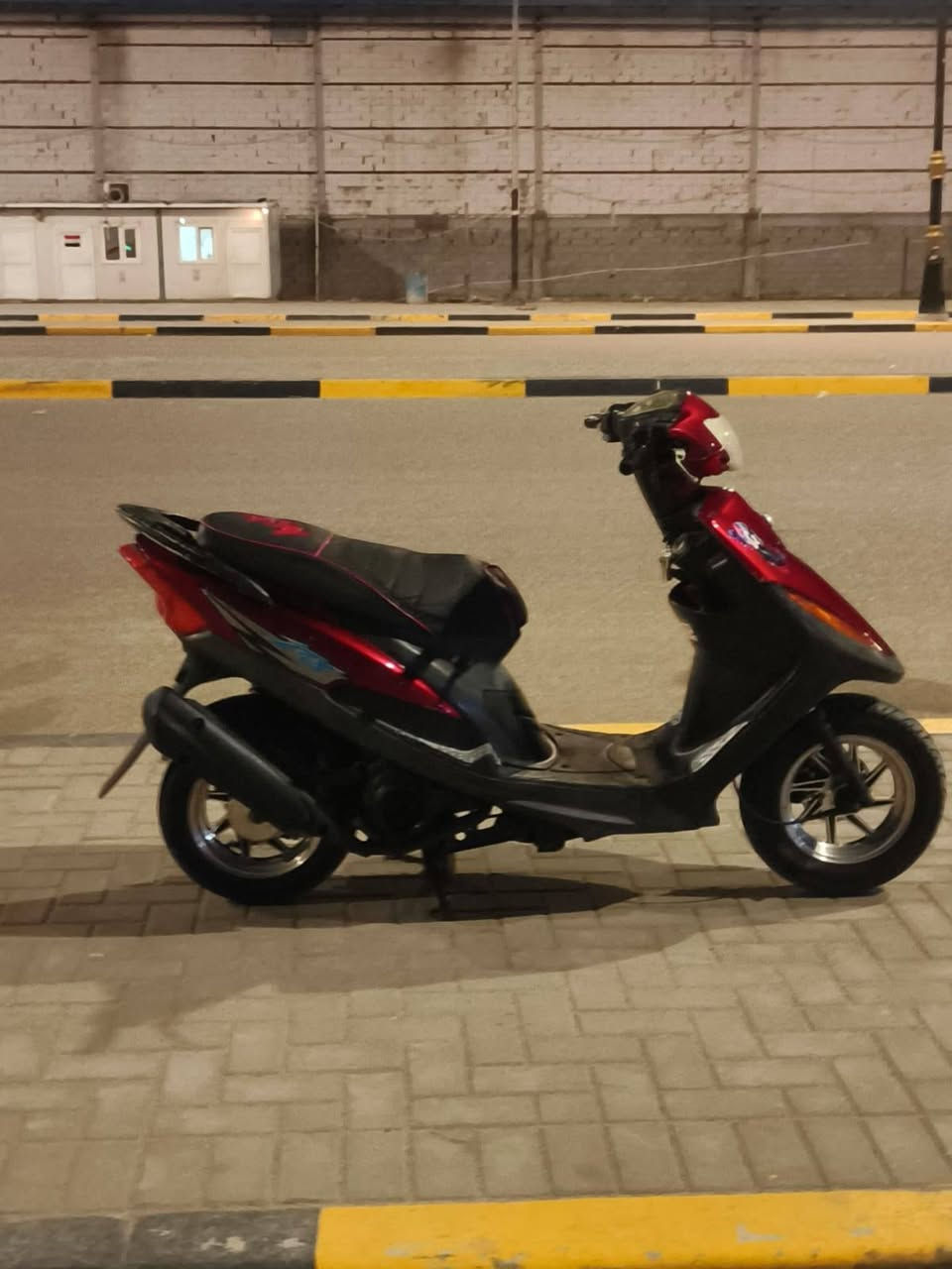 السلام عليكم ماكس عدلة سوادات مختمة ما عدة العضمات محرك جديد مفتوح مبدل غراض اصلية علة ايدي بوشة 49كلج خلفي و قايش جدد  كهربائيات كلهة شغالة ما عدة الايت الكدام محترك نكرة سلف السعر 650 مكاني بصرة اول لاين شارع القائد للستفسار ***********
