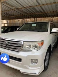 الاندكروز VX.R موديل 2013  محرك 8 سلندر لكز 5.700 ماشية 100  سيارة جدي...