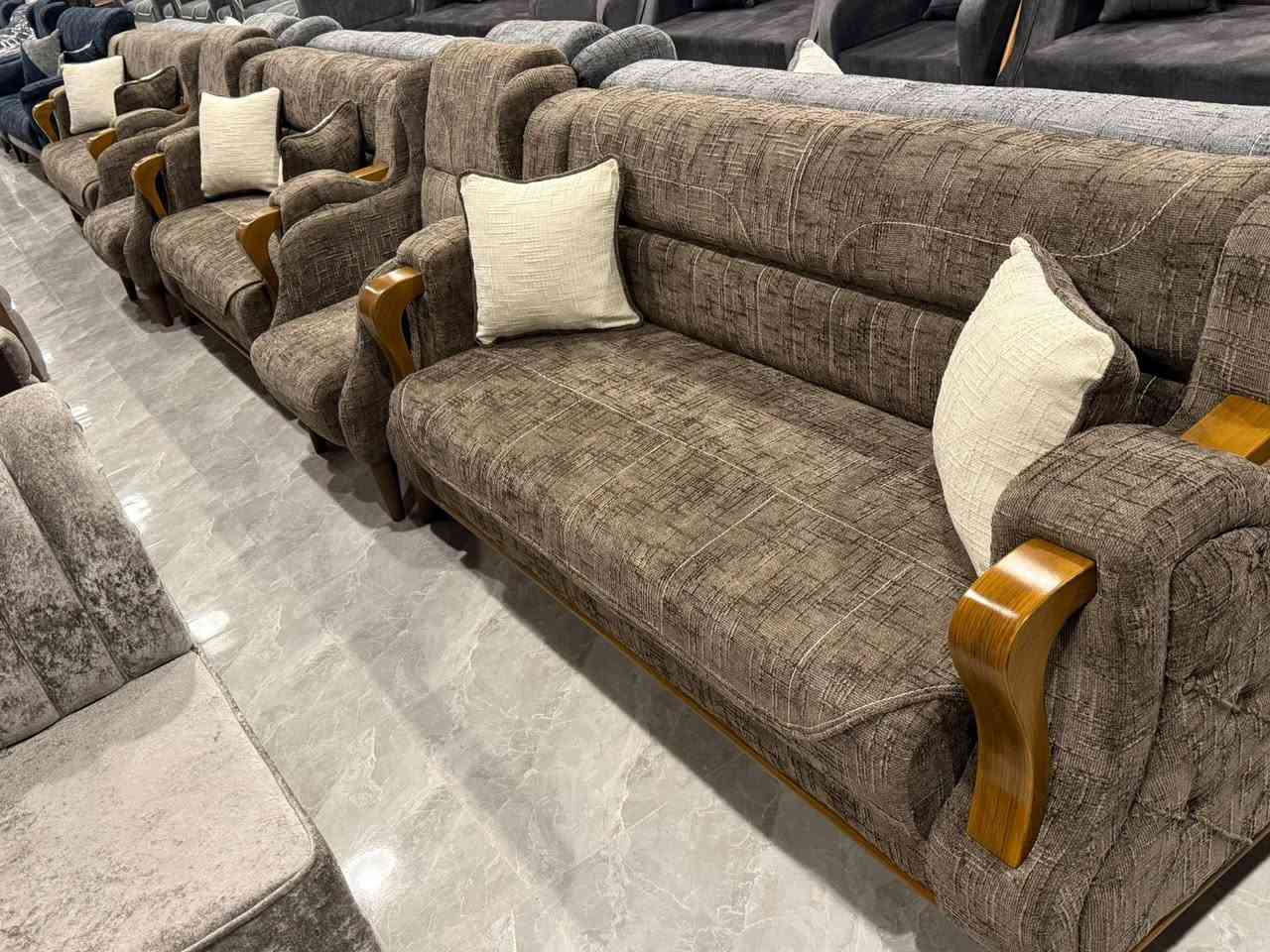 معرض صلاح آلدين للأثاث المنزلي للجمله والمفرد 
وصول تخم مودرن شغل احطاطه قالب تركي سفنج
طبي 12 سنتيم بولستر رباط انج ونص ضمان 5 سنوات 
قماش بوهيمي مبطن ثقيل 
#يوجد_تجهيز_جمله_مفرد
#زورونا_تجدون_مايسركم
***********
#الفرع_الاول
تكريت الزهور مقابل كليه تربيه البنآت مجاور تانكي المآء قرب غصن الزيتون 
#الفرع_الثاني
تكريت الزهور مقابل مدرسة خالد بن وليد قرب تربيه البنآت
