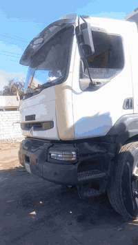 السلام عليكم رينو قاطره مقطورة للبيع بسمي بم ونوزل سياره جاهزه كبل لشغل الذرعه 40 متر  السعر  
***********
