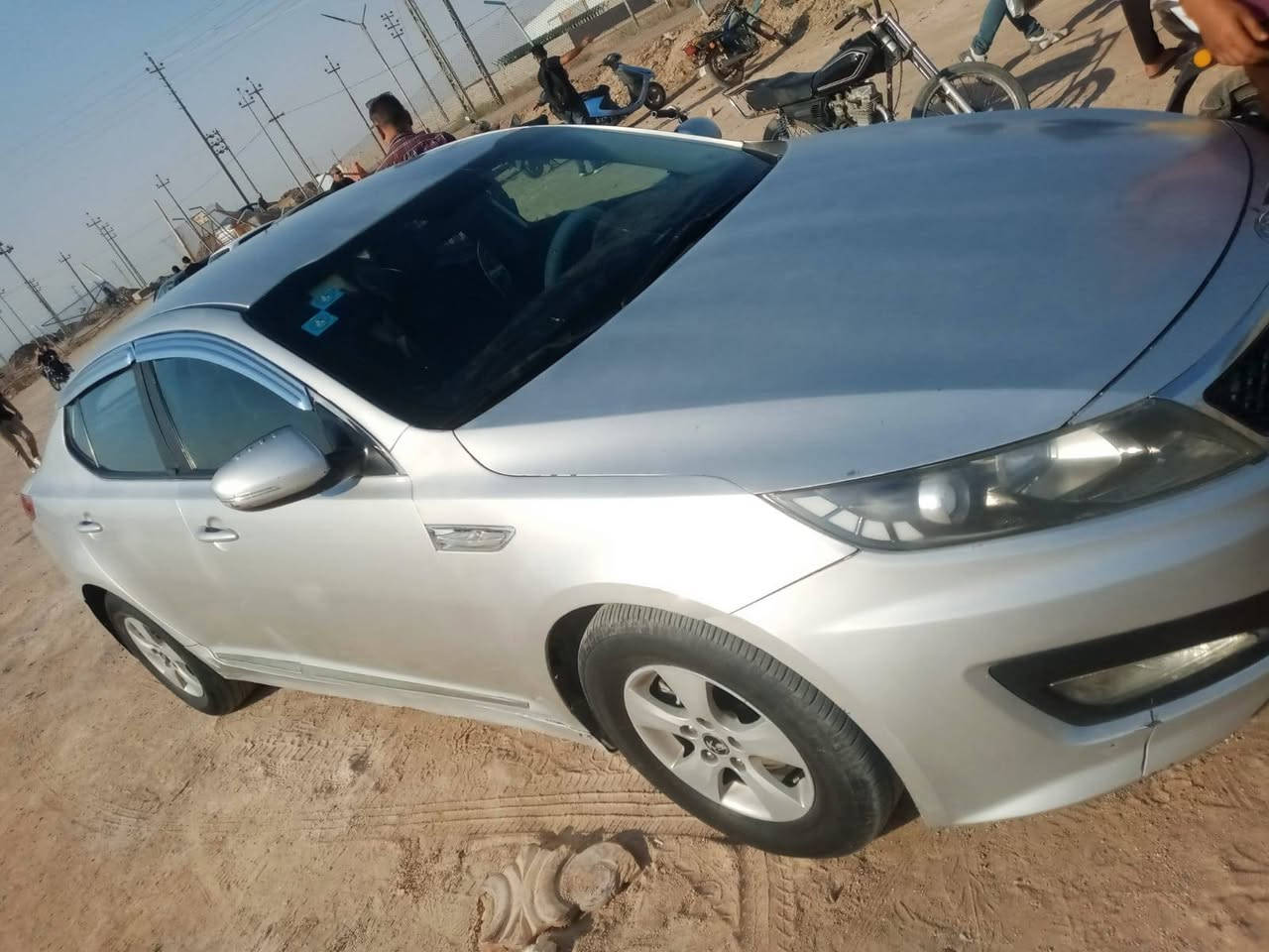 مكلف بنشر كي فايف مديل 11 وارد كوري سياره يرادلها ترتيب سونار م جود بصور رقم صاحبها اتصل وستفسر منه لا تراسلني *********** مكانه بصره كرنه

