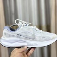 نايك رياكت حديث 2025  قياس 44 طول القدم 28 السعر 45 يوجد توصيل بغداد و...