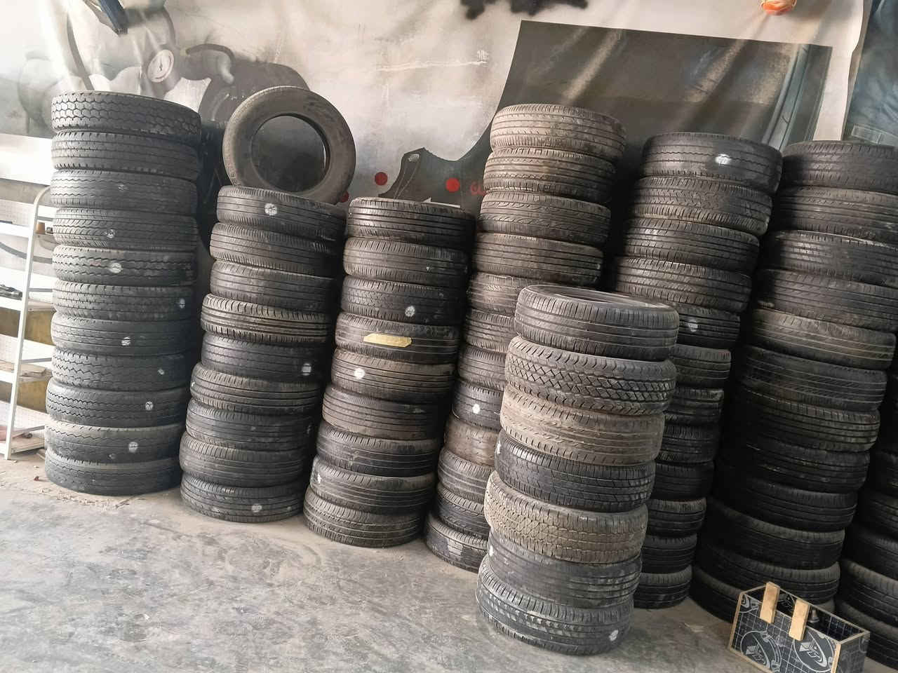 سلام عليكم تايرات باله جمله للبيع كافه الاحجام 14/15/16/17/18/19 داخل النجف فقط


**إذا كنت صاحب هذا الإعلان وتريد حذفه لأي سبب، رجاءا أرسل رسالة إلى الدعم الفني**