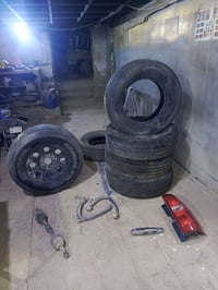 غراض للبيع تخم تاير ويه اسبير نضيفات مال يوكن 14.. 200 الف.. بك لايت ا...