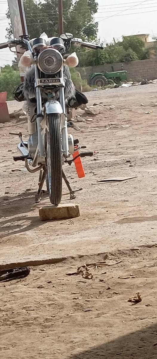 ال بيع سعر 650وبيه مجال مكان دوايه ***********
