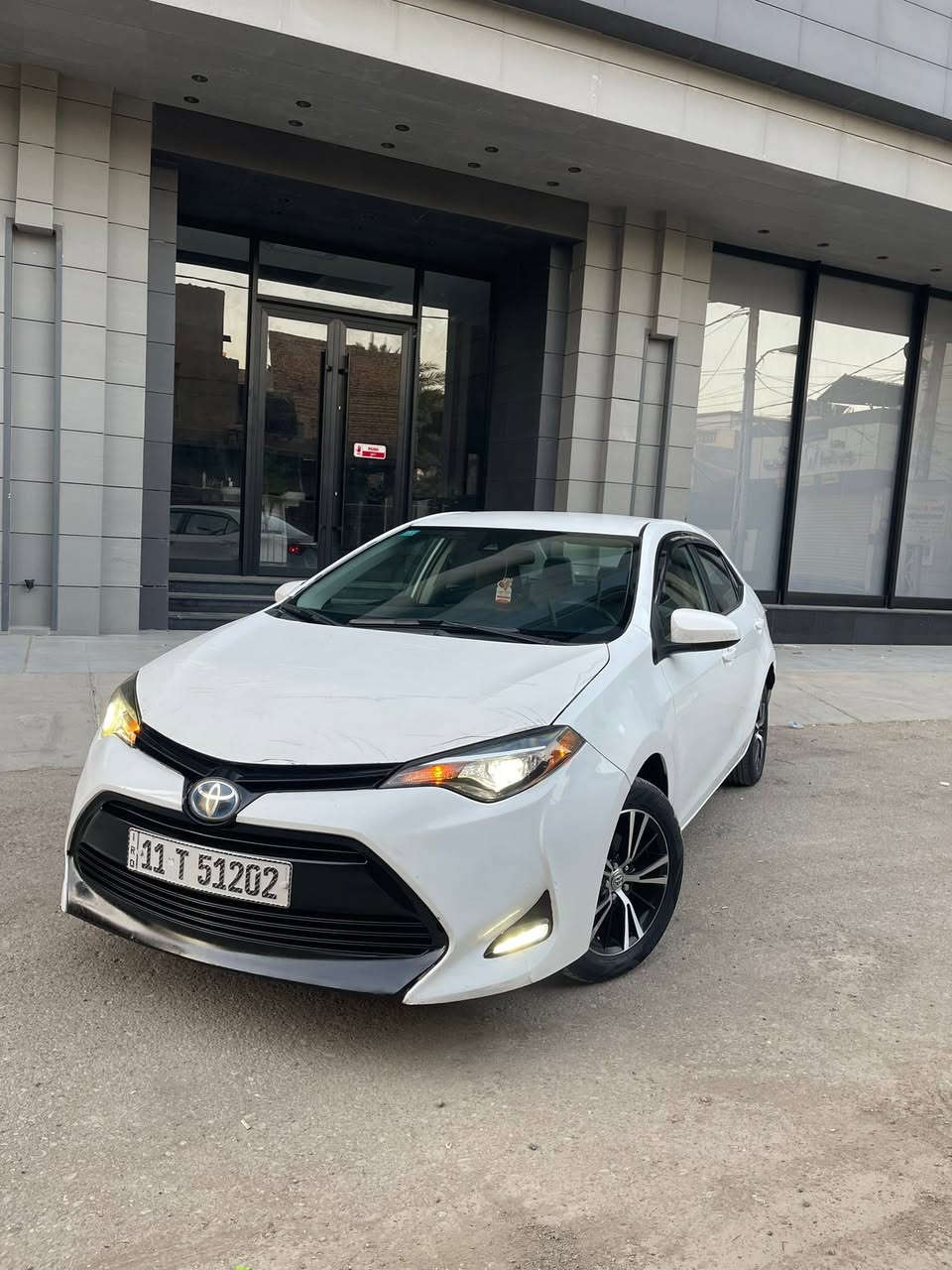 كورلا2017 وارد أمريكي 🇺🇸
فئة LE (Corolla)

ماشية: 182 ألف كم
رقم: بغداد بأسمي

✨ المواصفات ✨
 • محرك اقتصادي قوي وعملي
 • ويل كب
 • شاشة + بلوتوث
 • كاميرا خلفية
 • مثبت سرعة
 • تحكم بالستيرن
 
 • كشنات  ومخمل 
 • إنارة LED
 • وضعية S

🚗 السيارة جامرلوغ السكن تجاري
والباب بلادي شركة نفس الون
السعر133

📍 الموقع: ديالى بعقوبة 

📞 ***********

⚡ سيارة مرتبة وجاهزة
