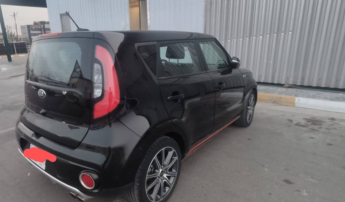 السلام عليكم كيا صول 2018 S فول واحد على واحد
لايت عدسة زنون بلادي 
كشنات كهرباء تدفئة وتبريد
بصمه دبل فتحة
ترحيب نضام رادار
كامرة وشاشة 
محرك 1600 تيربو الكير والمكينة ما مفتوحات السيارة ماشي 36 السونار مرفق مع الصور السعر 120 بيها مجال مكانها بغداد
***********
