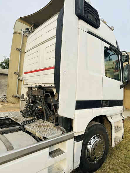 السلام وعليك 
اكتروز شمعه موديل 2001 محرك كير اكسن شاصي مكفول كفاله عامه مربوطه عربانه فول مواصفات اتصل 
***********
