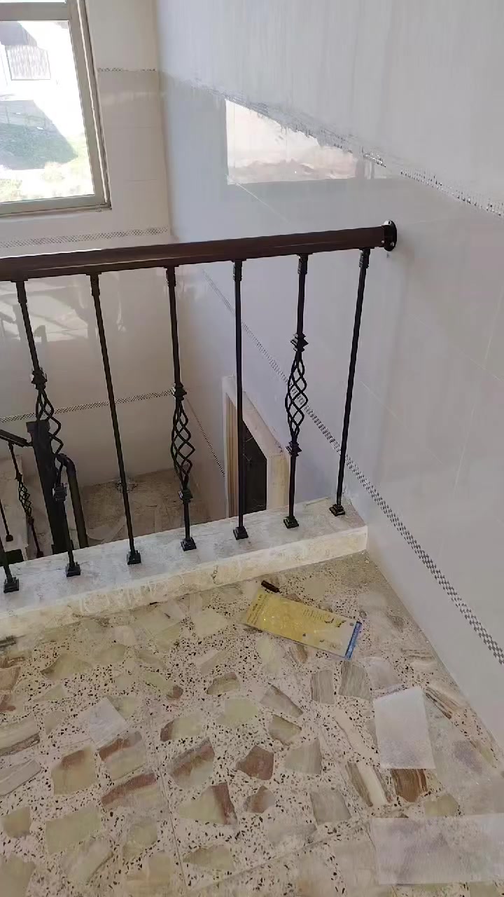 يا الله السلام عليكم
هذا عملنا من معمل التركي من ابواب والشبابيك المنيوم وابواب وشبابيك البي بي سي هذا عملنا بضمان عشر سنوات حقيقي وليس بس كلام عملنا متكامل للابواب الخارجيه وابواب داخليه تركي بضمان عشر سنوات زائد المحجرات المنيوم بانواعها عملنا حسب رغبه الزبون اي استفسار راسلينا على الواتساب 0771244663 % ***********
اي استفسار احلى في خدمتكم حتى لو كان سؤال في خدمتكم الصاحب هذا العمل باداره مهند طالب موقعنا  الخالص شارع السند يوسف المجاور اسواق الحداد
