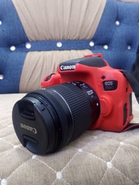 للبيع كانون 750D  استعمال شخصي بل كارتونة  تصوير فديو 4k تعديل داخلي  ...