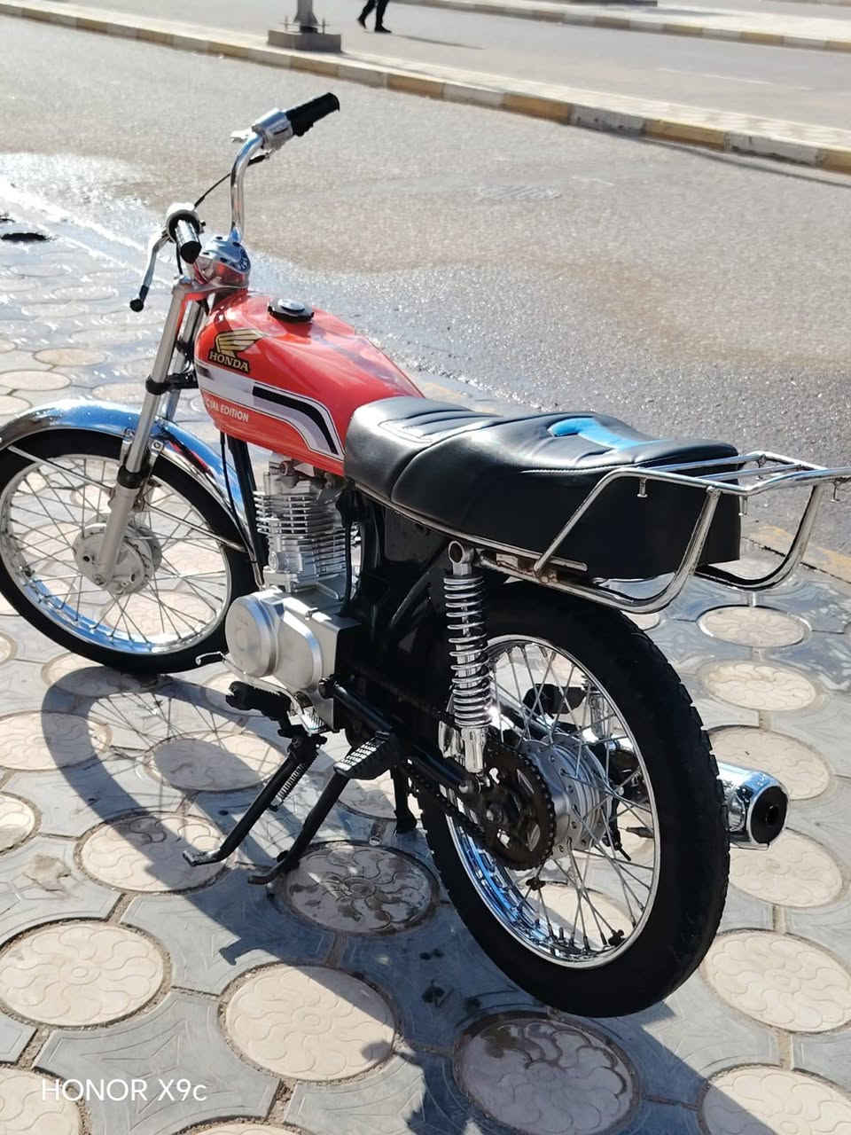 دراجه للبيع نضيفه مكفوله مكاني عماره سعر600***********
