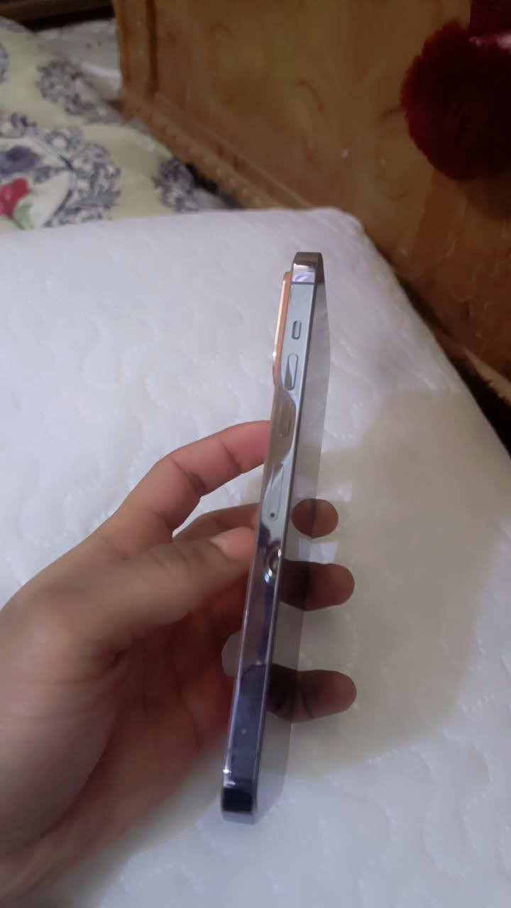 ايفون 13 برو ماكس بس مهول الى 17
بطاريته 80%

ذاكرته 256

نضافة 100‎%‎

كامل ملحقات الاصلية مكفول الجهاز من شرق اوسط

السعر ٧٥٠ قفل شراي اتصل 
***********
