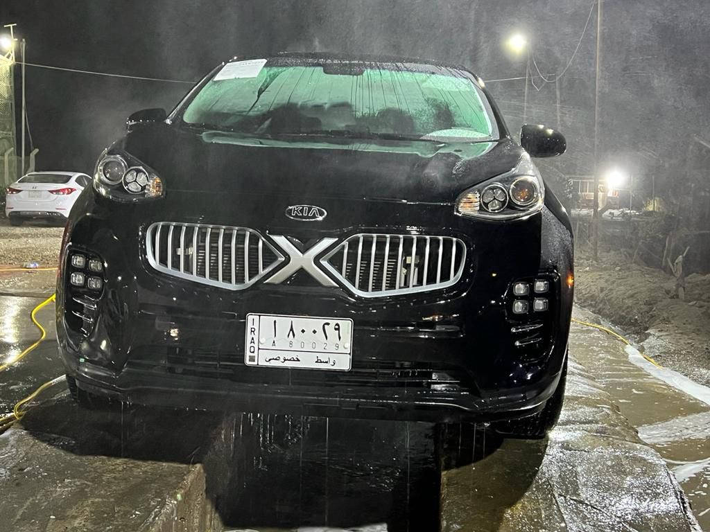 سبورتج موديل 2018 أمريكي
حادثها موضح بالصور وبيها بارد بسيط 2 وعندي صورهم قبل التصليح 

2 قطع تبريد 

تحكمات ستيرن 

رقم / واسط  

مكان السيارة بغداد البلديات 

السعر 145

الرقم ***********
