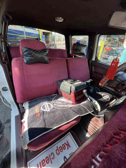 السلام عليكم اخوان نيسان شبوط للبيع موديل 2009 الياباني مو المكسيكية بدون حادث وبدون صبغ جاهزة تبريد شغال وتدفئة باسمي رقم سليمانية سنوية جديدة كير ومحرك ما مفتوح بلادي  السعر 155 ورقة العنوان بغداد شارع ابو طيارة  للاستفسار ***********
