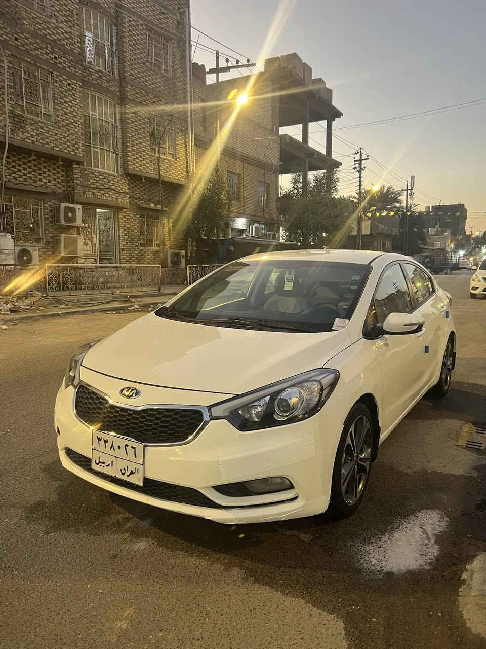 سلام عليكم سيراتو خليجي موديل 2014 بيهه باب كلير وداير الوره صبغ السياره احله من الصور مكينه كير تبريد حداده كله كفاله رقم اربيل تحويل وكاله مكان السياره البصره  التنومه السعر 107 وبيهه مجال ***********
