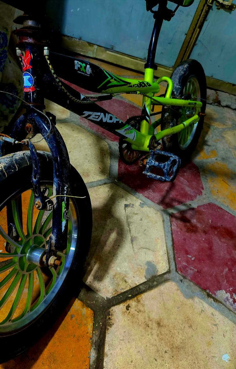 السلام عليكم BMX امريكي حجم 14 
البايسكل كامل تايرات جدد البسكل اي ملعب بغراضة ماكو تاخذة وتطلع البايسكل اي شي ما بدل بي اي شي غراضة البلاديات السعر 50
المكان جميلة


**إذا كنت صاحب هذا الإعلان وتريد حذفه لأي سبب، رجاءا أرسل رسالة إلى الدعم الفني**