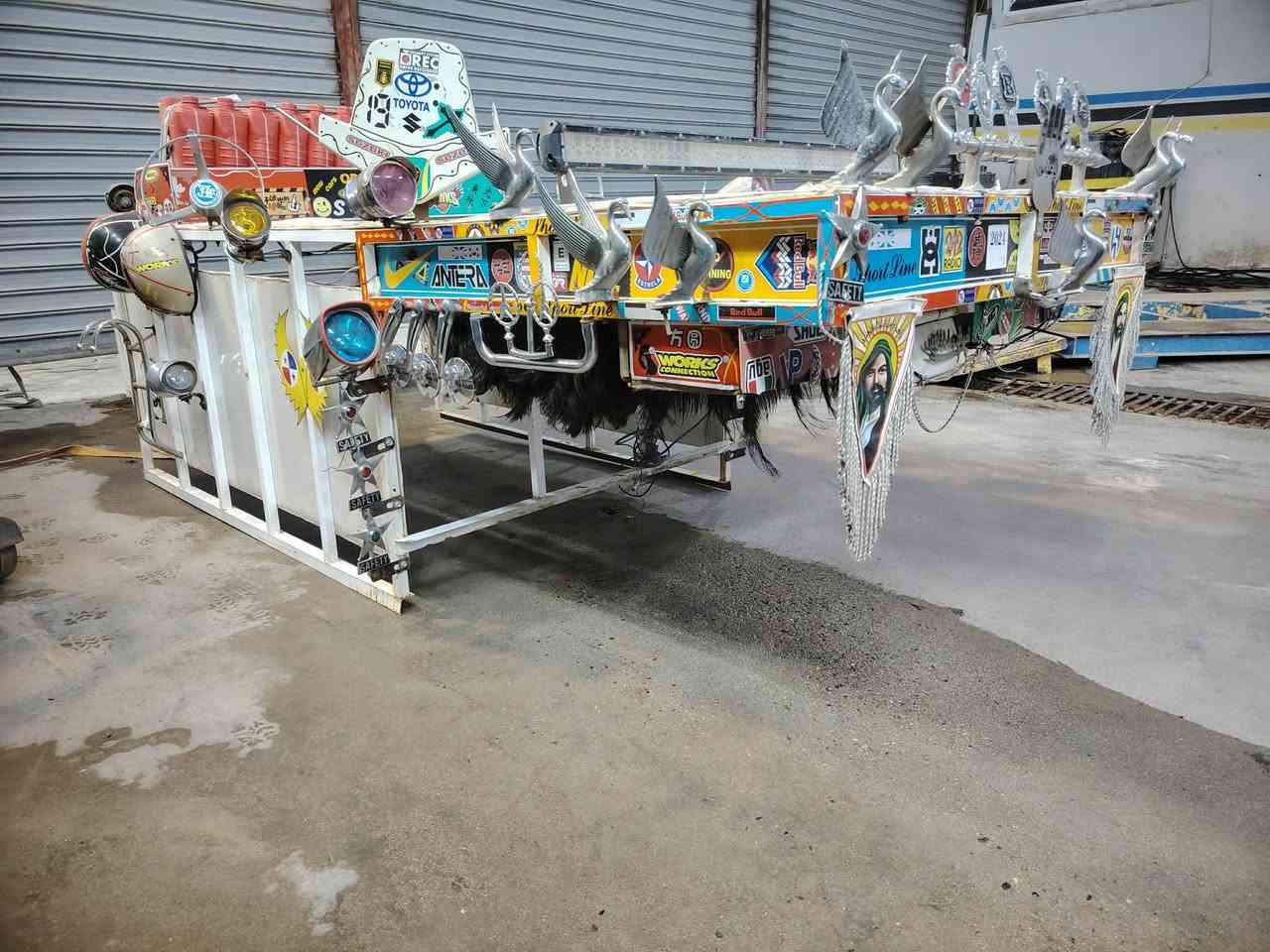 محجر للبيع هوه وغراضه كامل مكاني شاميه***********
