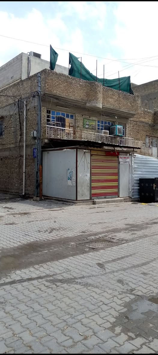 سلام عليكم نص قطعه للبيع مربعه ست غرف شارع الأطباء مقابل المدرسه للاستفسار ***********
