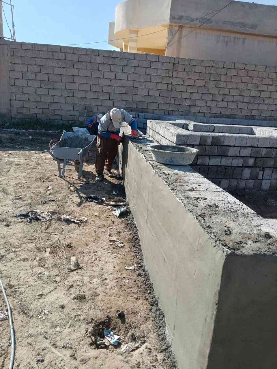 السلام عليكم كادر عمل تفليش بيوت حفر بيار بناء تصعيد جص عل صطح تصعيد سيراميك عل صطح  تصعيد سمنت عل صطح تصعيد رمل عل صطح تصعيد بلوك عل صطح درز بيوت صبات لاش صبات بيتونات صبات قصطل صب دنك صبات ناعمه تصفير بيوت تنضيف حدايق تعديل حدايق تنضيف بيوت لبخ تكعيبات تكشير حياطين حدل بيوت فرش حجر تصفيط خرايط تصفير بيوت كص حشيش تفليش حياطين تنضيف بلوك هاذه رقمي *********** كادر حمودي لهيبي
