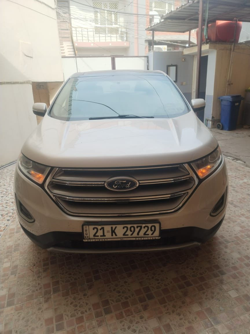 السلام عليكم سياره فورد ايدج للبيع  موديل 2017 فول مواصفات حادثها بسيط
بدون ارباك وبدون دواخل السعر 180$ قابل للتفاوض الاتصال ***********
