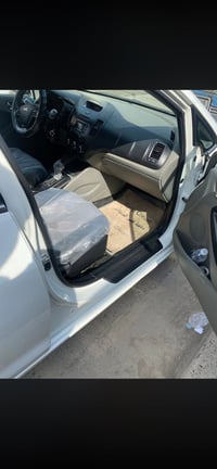 سيراتو 14 خليجي للبيع محرك 1600 دوش رقم بغداد بيها بارد بالجاملغ الخلف...