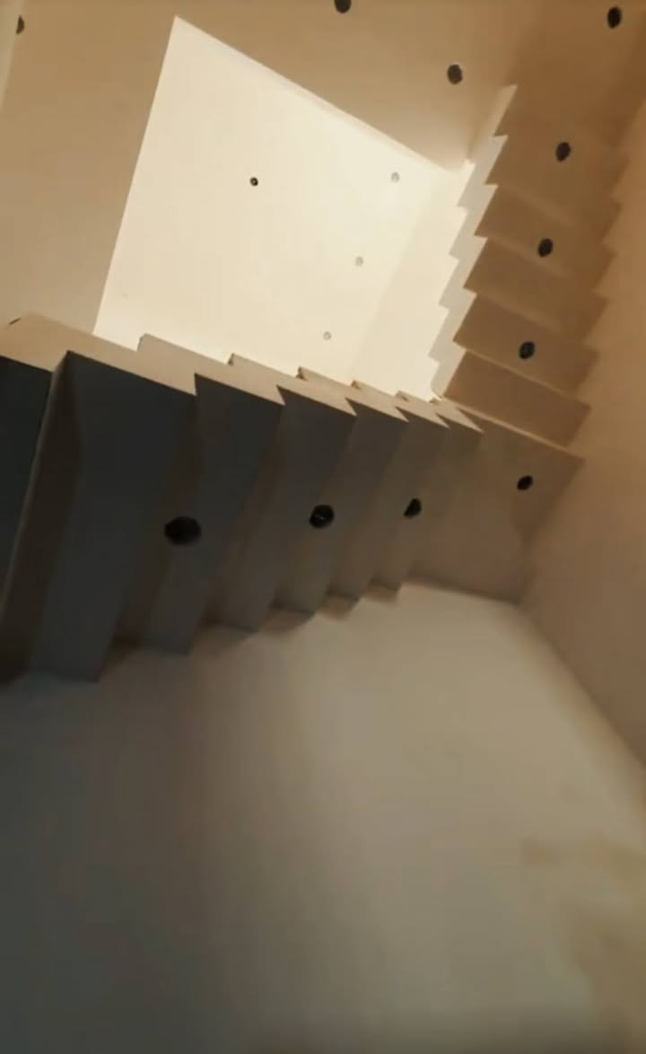 السلام عليكم
خلفه بياض متفرغ حاليا وهذا جزء من عملي 
رقمي للتواصل ***********
